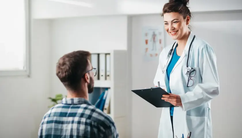 Co robi lekarz rehabilitacji? Odkryj jego kluczowe zadania i rolę