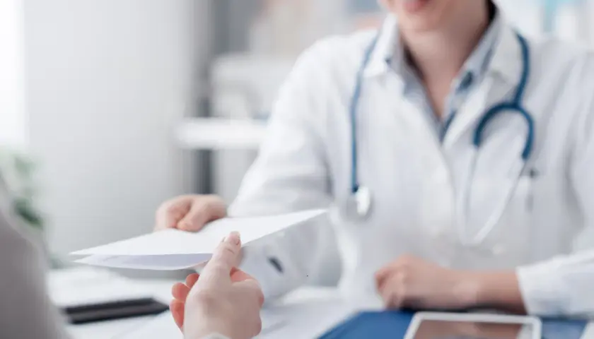 Jak uzyskać kontrakt z NFZ na rehabilitację - uniknij typowych błędów