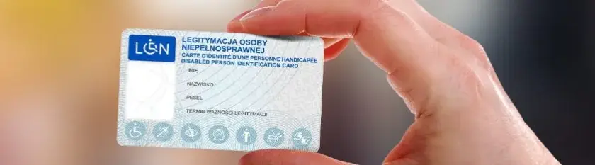 Jak wygląda legitymacja osoby niepełnosprawnej? Kluczowe informacje i cechy